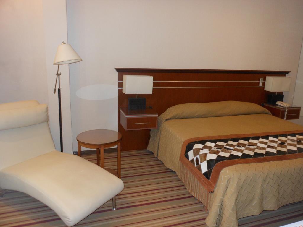 Hotel Orly Corrientes Bilik gambar