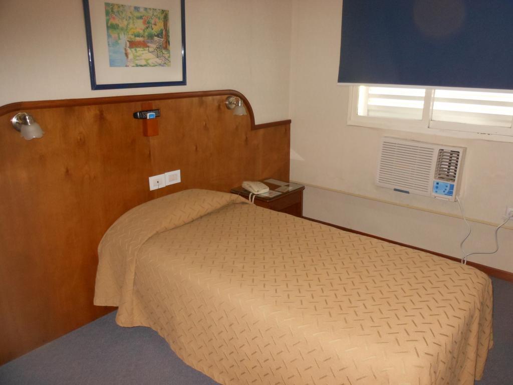 Hotel Orly Corrientes Bilik gambar